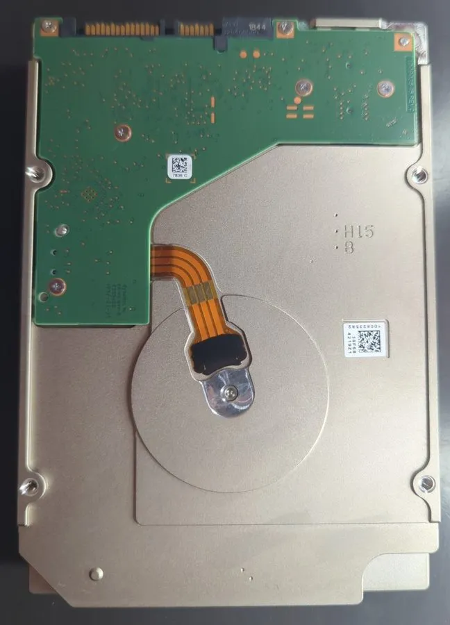 Жёсткий диск SEAGATE 12TB 7.2K SATA 3.5 EXOS X12 ENTERPRISE 6GB/S HARD DRIVE ST1