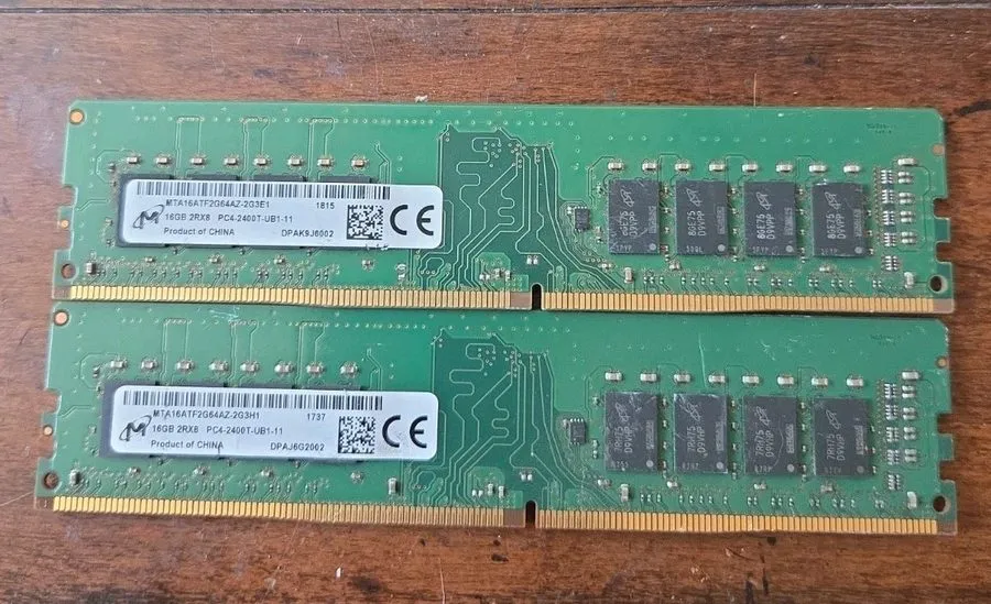 Модуль памяти Micron 16GB DDR4-2400 PC4-19200 32GB Desktop RAM MTA16ATF2G64AZ-2G — фото лота 1