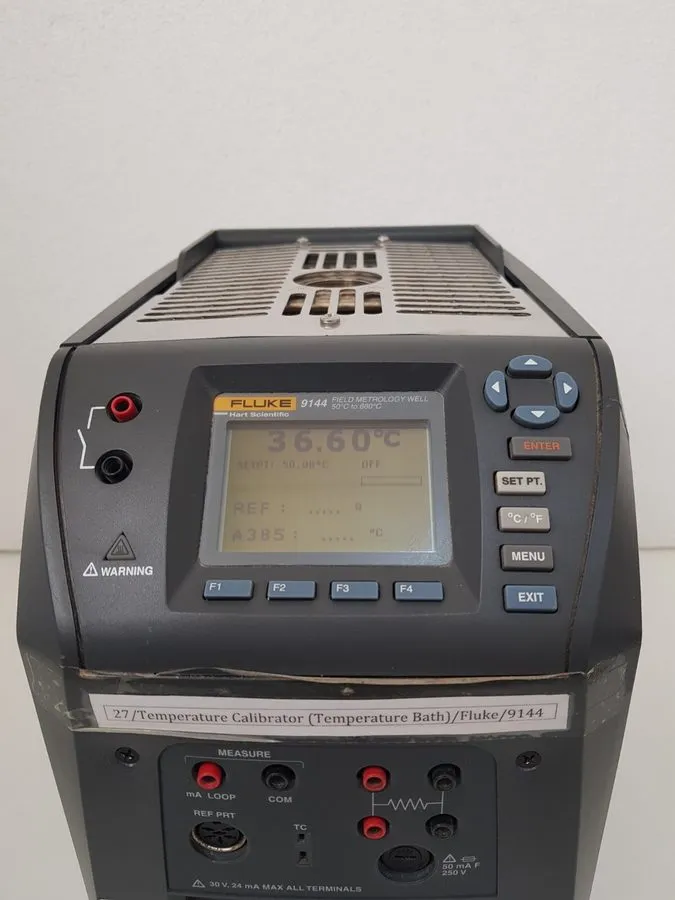 Калибратор Fluke 9144 Field Metrology Well 50 °C to 660 °C Temperature Calibrato