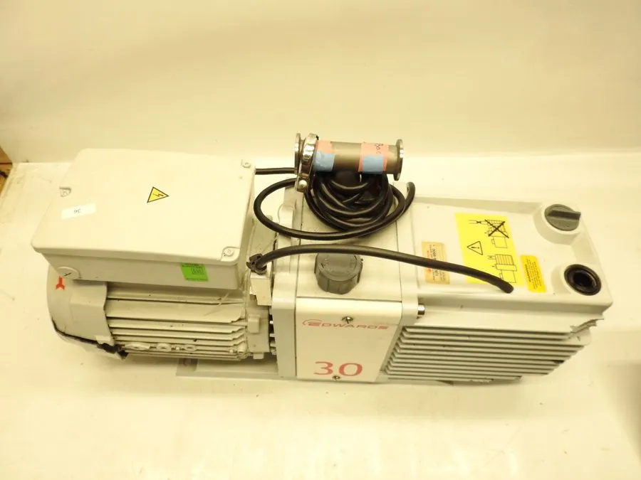 Насос Edwards E2M30 Dual Stage Rotary Vane Vacuum Pump P/N A374-15-903