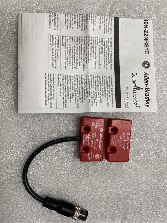 Реле безопасности ALLEN-BRADLEY GUARDMASTER CODER SENSOR 440N-Z2NRS1C