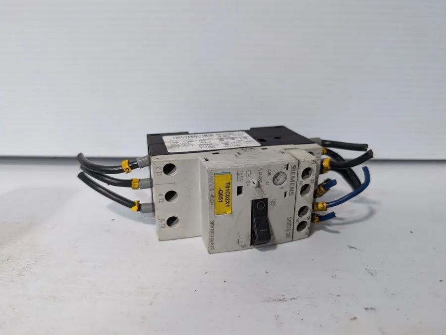 Автоматический выключатель Siemens 3RV1011-0JA10 690 V AC 0.7-1.0 A Circuit Brea