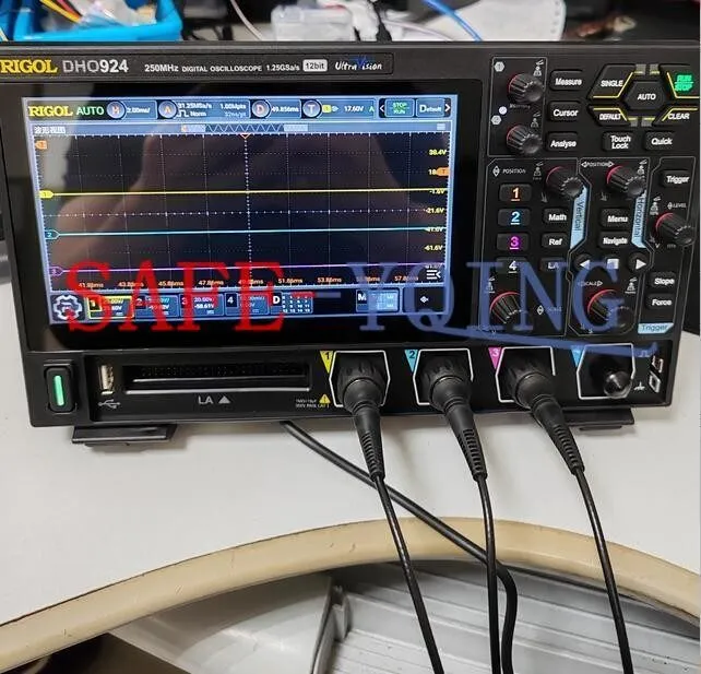 Осциллограф RIGOL DHO924 Oscilloscope Digital 4-Ch 250 MHz, 1.25 GSa/s, 12 Bit A