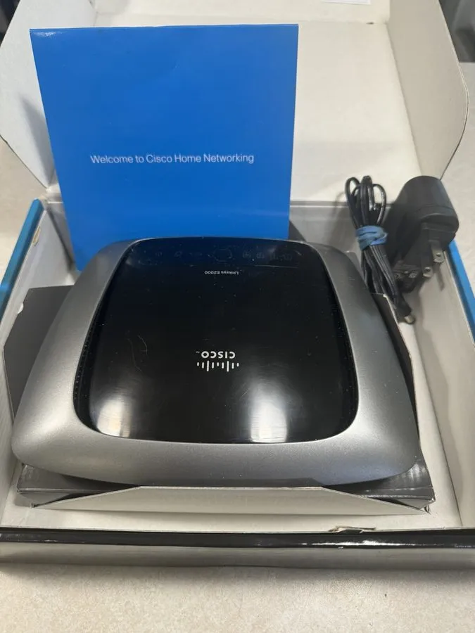 Маршрутизатор Cisco Linksys E2000 Wireless N Router 300 Mbps 4-Port Gigabit