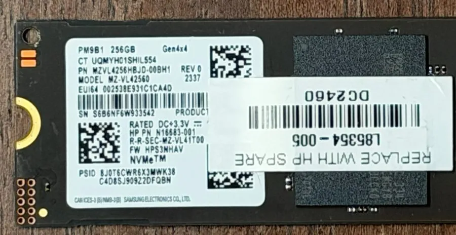 SSD-накопитель Samsung PM9B1 256GB M.2 2230 NVMe PCIe Gen4 Internal SSD