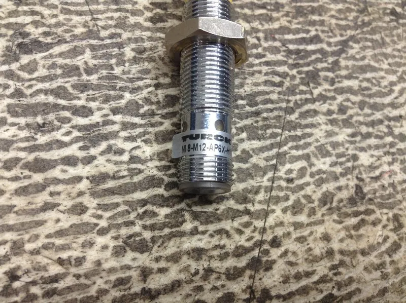 Датчик приближения Turck Ni8-M12-AP6X-H1141 Inductive Proximity Sensor, 8mm, 10-
