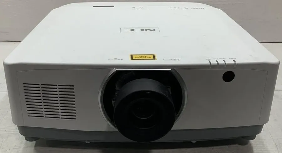 Проектор NEC NP-PA653UL 6,500 Lumen Laser Projector w/ NP41ZL Zoom Lens