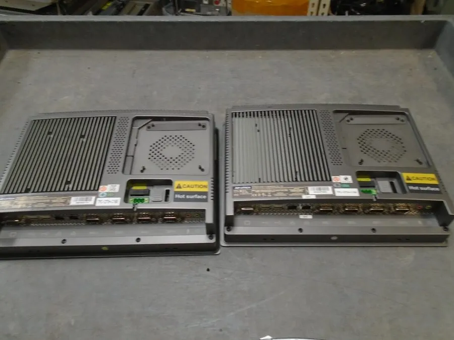 Панель оператора Advantech TPC-1270H-C1BE Industrial 12" Touch Panel Non