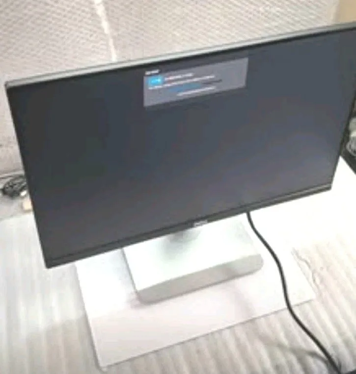 Монитор Dell UltraSharp U2415b ocfv9n 24" FHD LED Monitor 1 DP 2 HDMI GRADE B