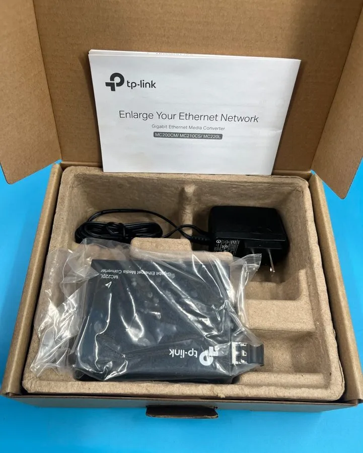 Медиаконвертер TP-Link MC220L Gigabit Ethernet SFP to RJ45 Fiber Media Converter