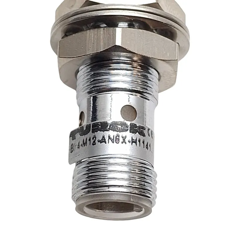 Датчик приближения Turck Bi4-M12-AN6X-H1141 Proximity Sensor, 4mm SN, 10-30VDC, 