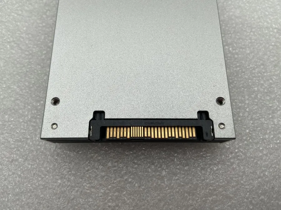 SSD-накопитель Western Digital Ultrastar DC SS200 1.92TB 2.5" SAS SSD 0TS1401 — фото лота 2