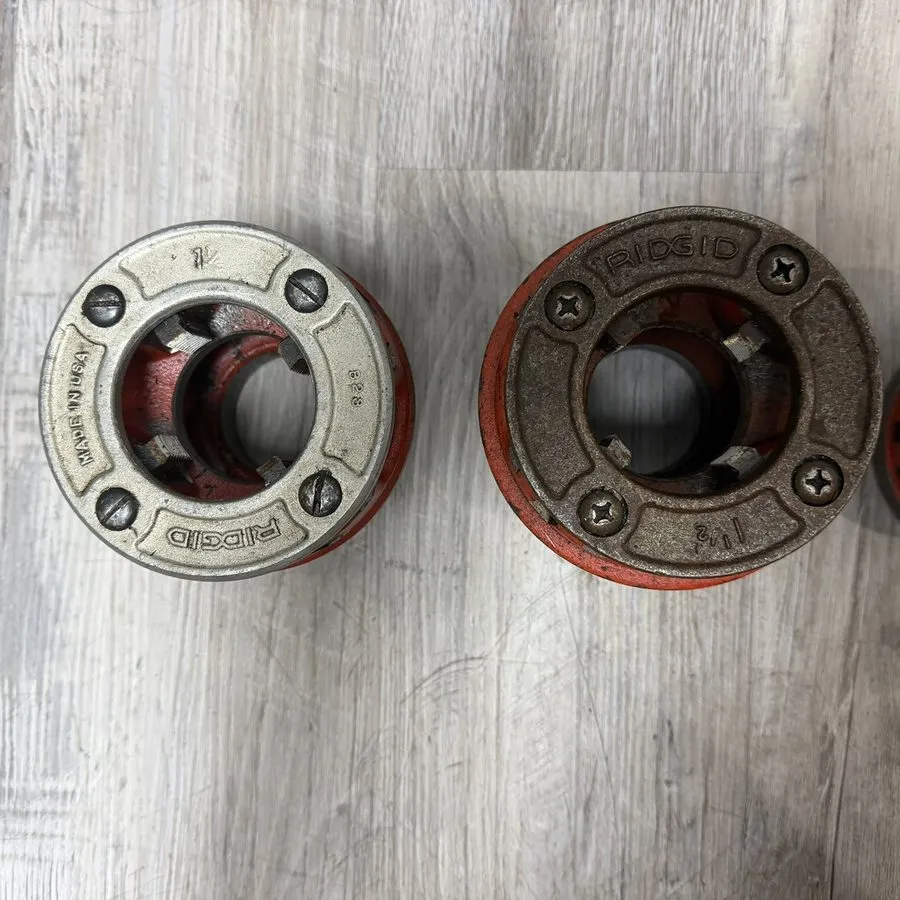Режущий инструмент RIDGID 12-R Manual Ratcheting Pipe Threader (CP1023320) — фото лота 2