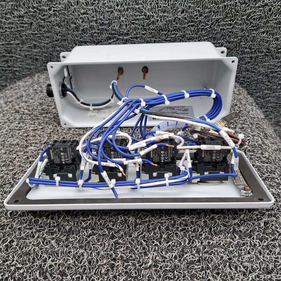 Монтажный шкаф Hoffman ED4PBM/SPL Push Button Enclosure Type 4. 4 Siemens 3SU140 — фото лота 2