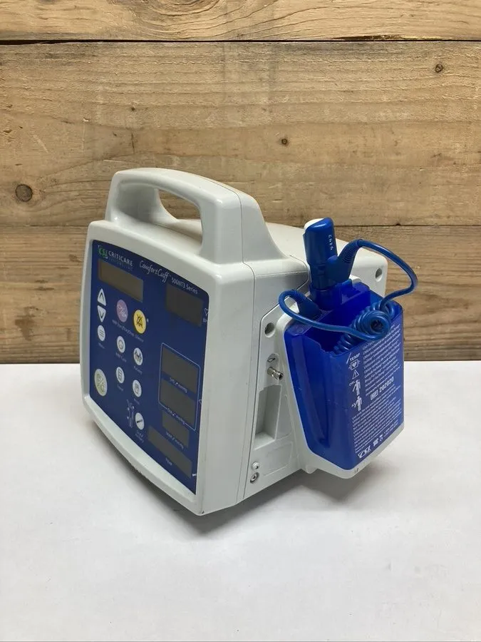 Монитор пациента Criticare Systems Inc. (CSI) 506NT3 Series Vital Signs Monitor