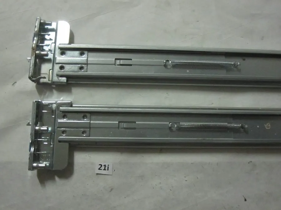 Комплект направляющих DELL 061KCY 0FYK4G 2U POWEREDGE R720 R730 SERVER RAIL KIT/