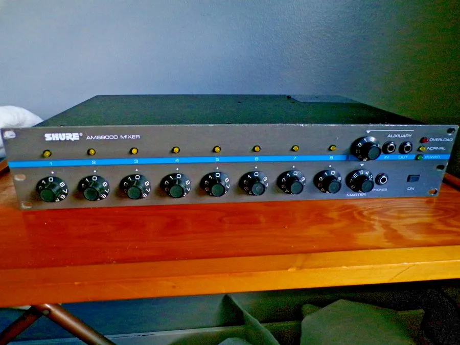 Радиосистема Shure AMS8000 Automatic Microphone System 8-CH 8 Channel Mixer