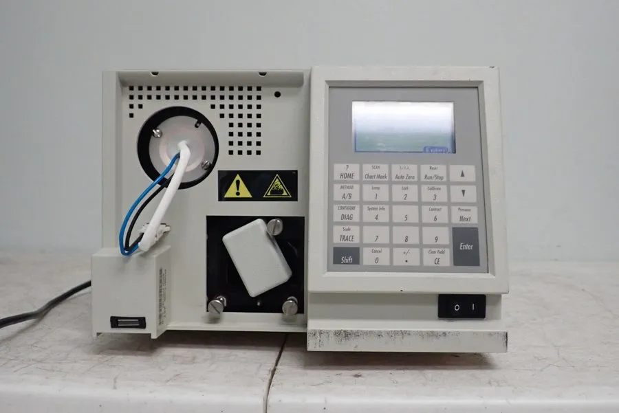 Хроматограф Waters 2487 Dual Wavelength Absorbance Detector UV/Vis HPLC WAT08111