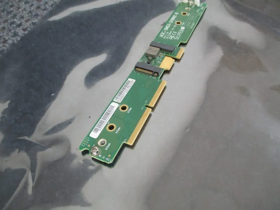 Кабель Supermicro AOC-SMG3-2H8M2-B (REV 1.0) M.2 SATA/NVMe Hybrid Carrier Card