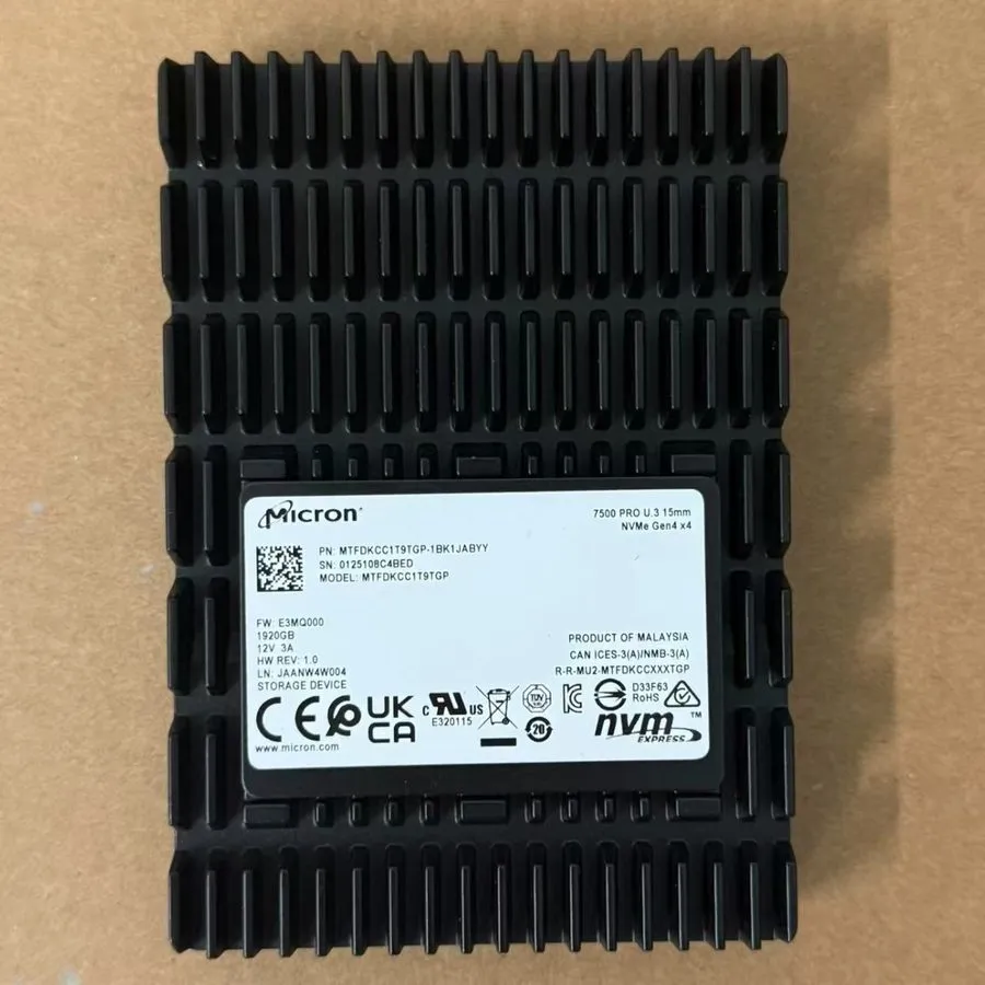 SSD-накопитель 1.92TB SSD MICRON U.3 7500 PRO 15mm NVMe Gen4 x4 MTFDKCC1T9TGP-1B