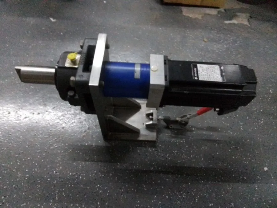 Серводвигатель Allen-Bradley MPL-A430P-MJ24AA /A Servo Motor 2.2kW 3Hp 5000Rpm