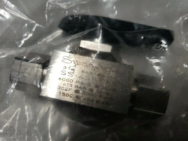 Клапан Swagelok SS-4SKPF4 Stainless Steel Multipurpose Ball Valve FNSP — фото лота 1