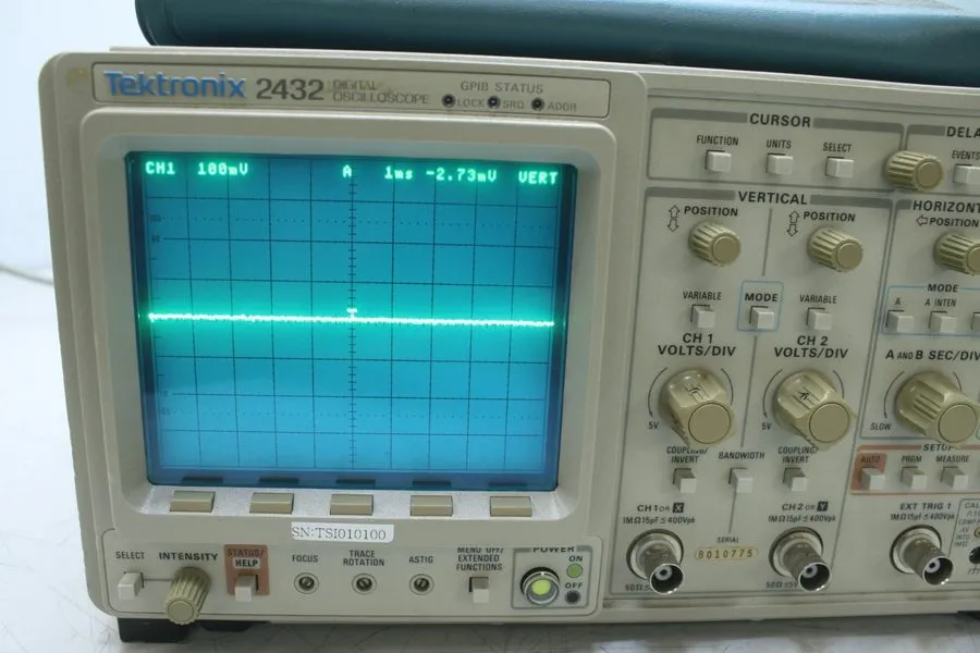 Осциллограф TEKTRONIX 2432A 250MS/S DIGITAL OSCILLOSCOPE -FOR PARTS T7-D5