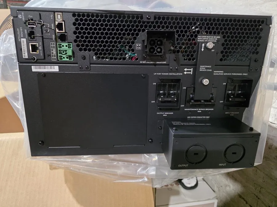 ИБП Vertiv Liebert GXT5-10KMVRT6UXLN 10kVA 10kW UPS + GXT5-288VBATKIT Batteries — фото лота 4