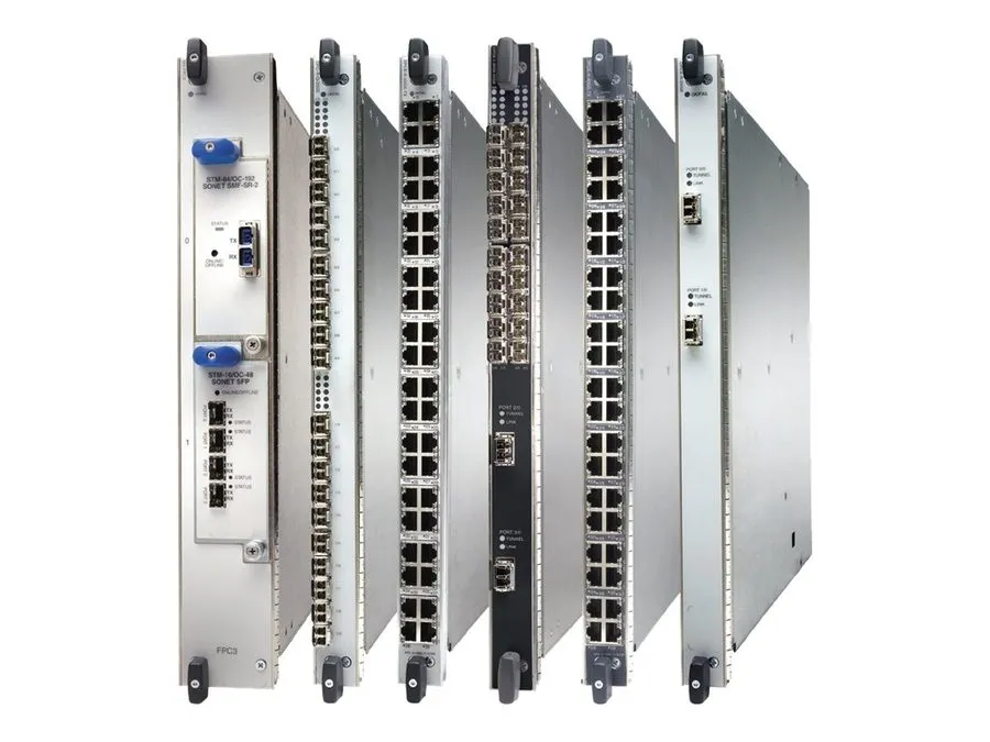 Коммутатор Juniper DPCE-R-40GE-SFP Switch