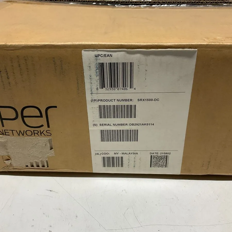 Межсетевой экран Juniper Networks SRX1500 Secure Service Gateway Appliance SRX15 — фото лота 1