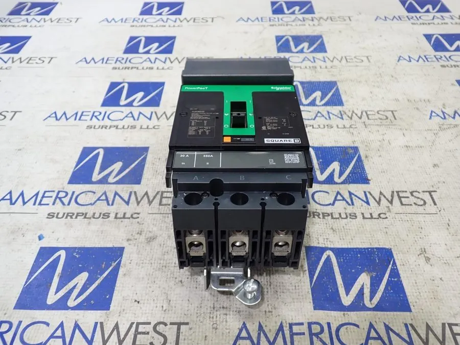 Автоматический выключатель SQUARE D HJA36030 POWERPACT I-LINE CIRCUIT BREAKER 30