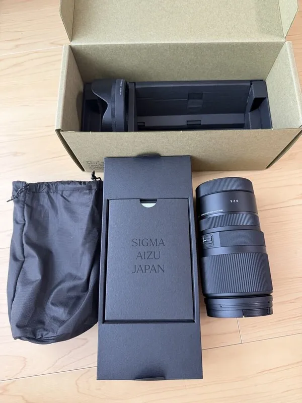 Объектив Sigma 16-300mm F3.5-6.7 DC OS Contemporary Canon RF APS-C Lens Box