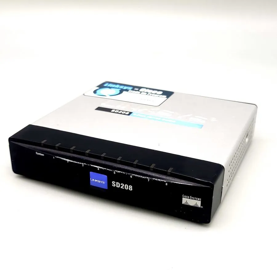 Коммутатор Cisco SD208 8 Port 10/100 Unmanaged Desktop Switch, v1.2, 100389