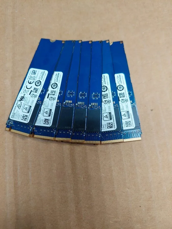 SSD-накопитель KIOXIA 512GB M.2 2280 BG4 NVMe PCIe Gen3x4 SSD KBG40ZNV512G — фото лота 2