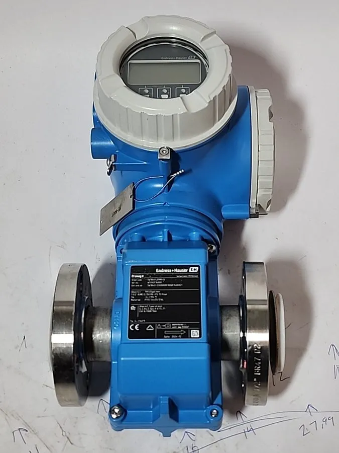 Расходомер ENDRESS+HAUSER Promag 300 Electromagnetic Flowmeter 5W3B40-7RM0/0 — фото лота 1