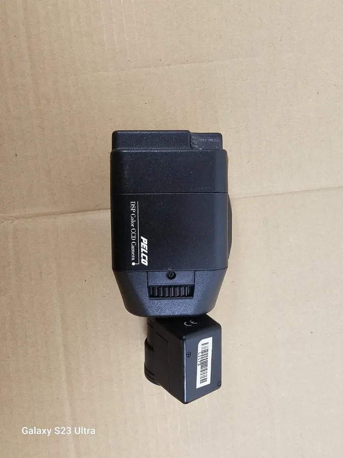 Камера Pelco CC3500S-2 Security Color Camera W/ 3.5-8mm Standard Res. NTSC 24VAC — фото лота 2
