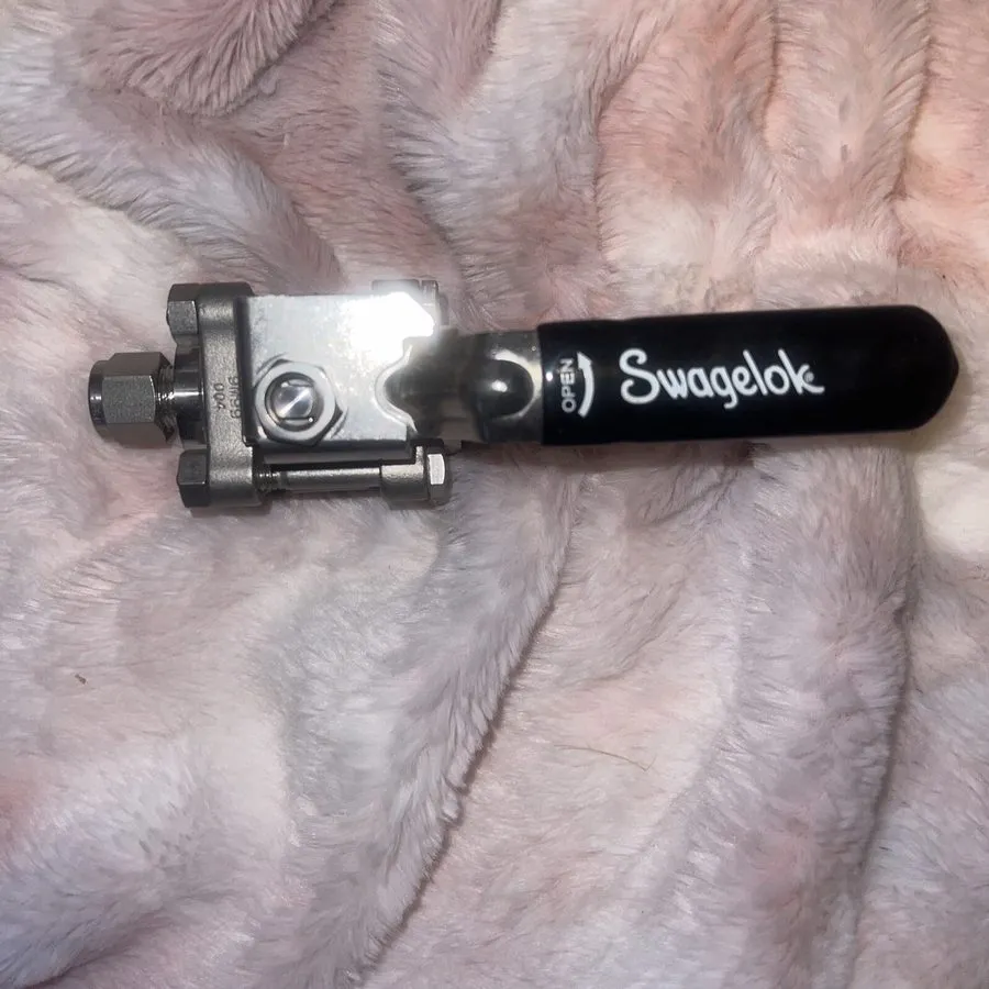 Клапан Swagelok SS-63TS6 Stainless Steel 3-Piece 60 Series Ball Valve FNSP — фото лота 1