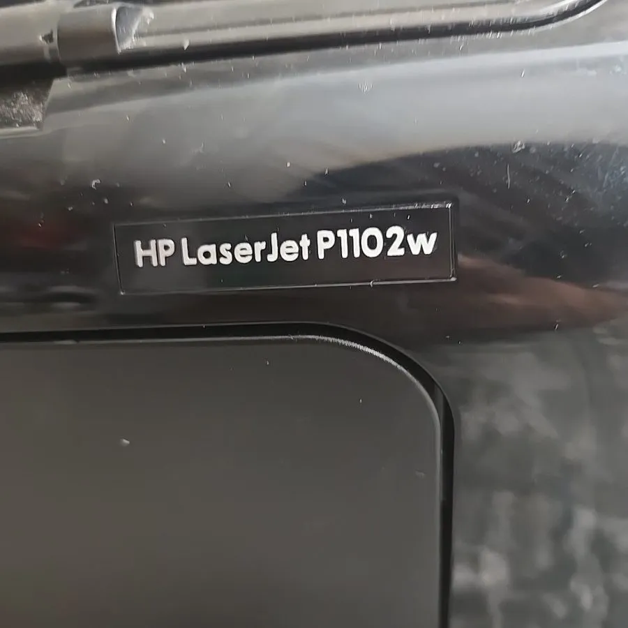 Лазерный принтер HP LaserJet Pro P1102w Wireless Monochrome Laser Printer Page c