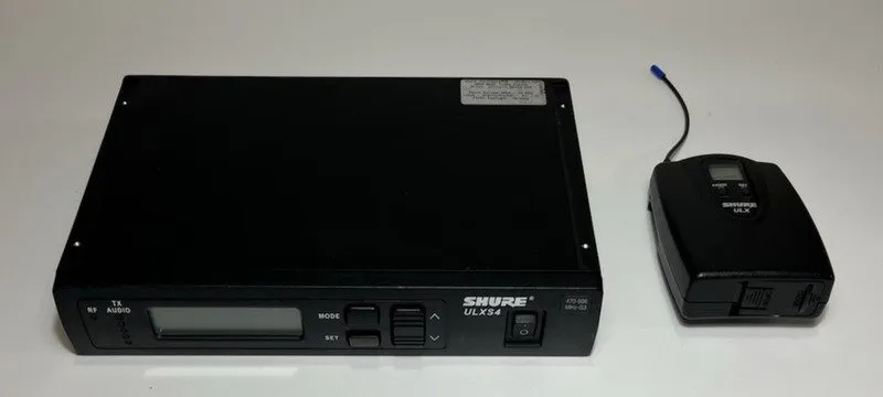Передатчик Shure ULXS4 G3 470-506MHz Microphone Wireless Receiver w/ ULX1-G3 Tra