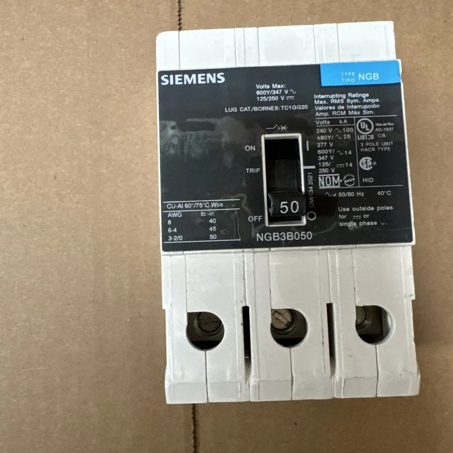 Автоматический выключатель Siemens NGB NGB3B030 3 Pole 30 Amp 480V Circuit Break