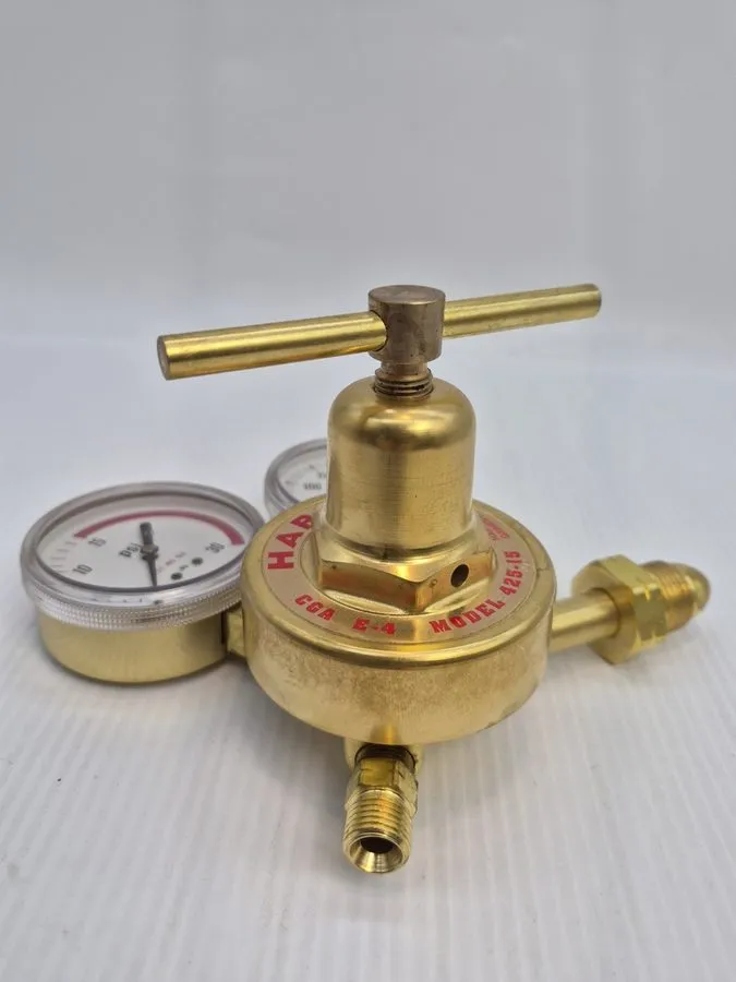 Трубопроводная арматура Radnor HARRIS 425-15 Harris 425 Gas Regulator Pre Owned — фото лота 1
