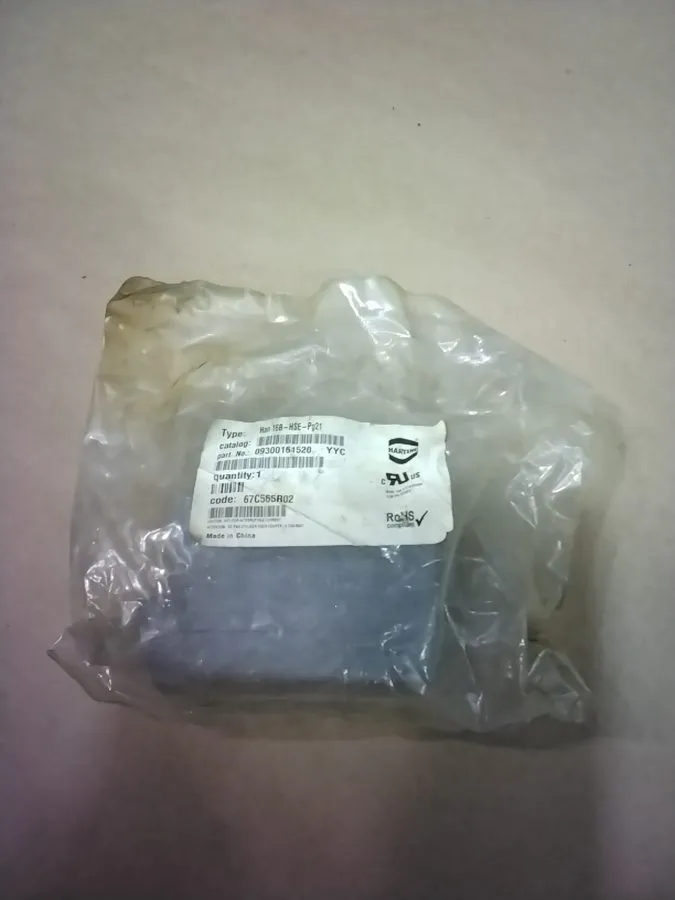 Разъём Harting 09300161520 Connector Housing Han 16B-HSE-Pg21