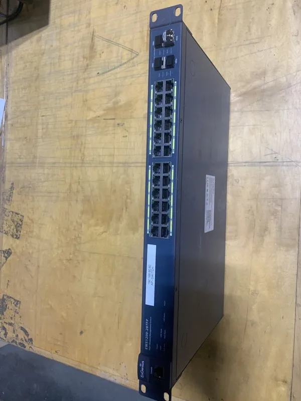 Коммутатор EnGenius EWS1200-28TFP 24-Port Managed Gigabit 410W PoE+ Switch