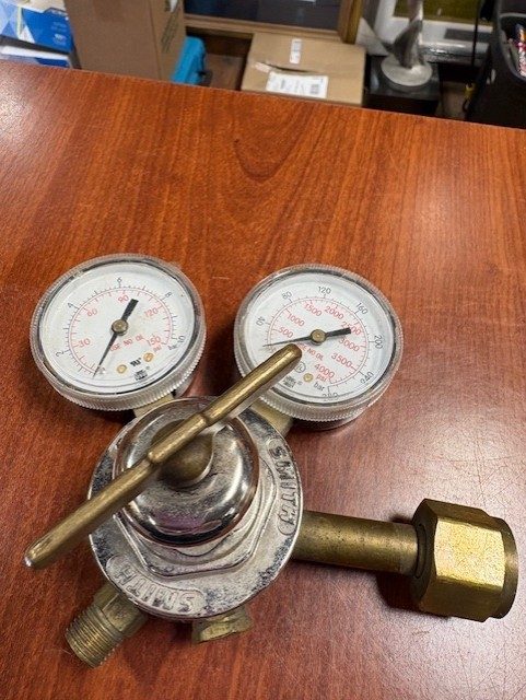 Трубопроводная арматура SMITH EQUIPMENT 30-100-540 MILLER 30 Gas Regulator 5JPH3