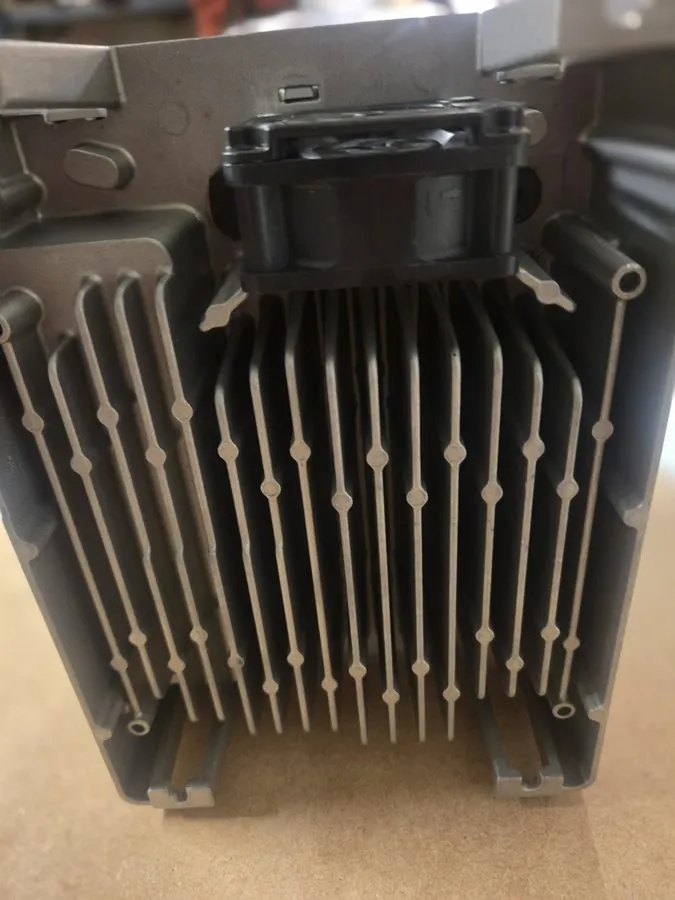 Частотный преобразователь 20AD5P0A0AYNNNC0 Allen Bradley AC Drive 480 VAC 5AMP 2 — фото лота 2