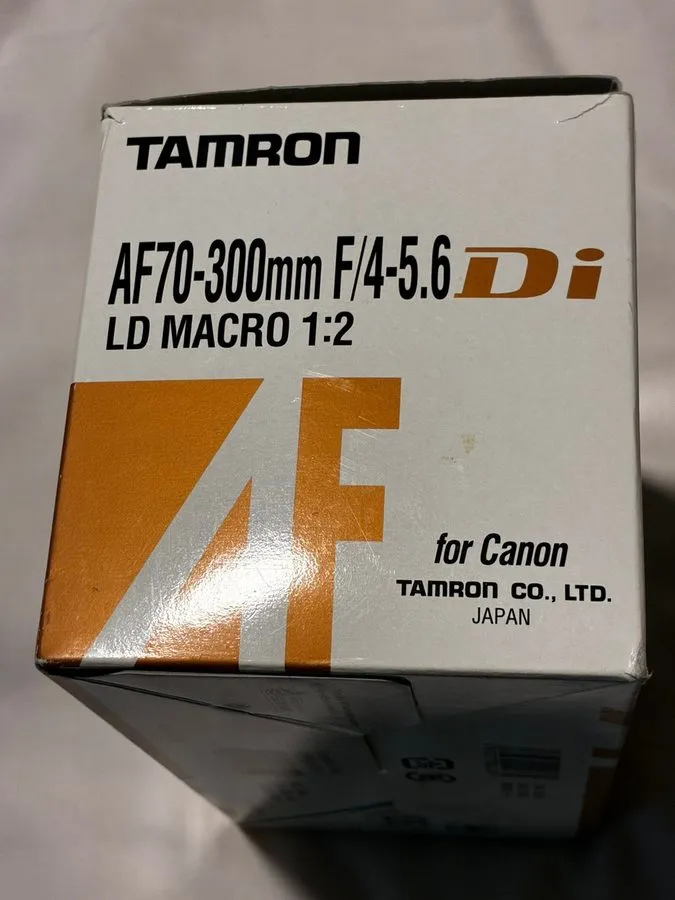 Объектив Tamron LD AF70-300mm F/4.0-5.6 LD Di Macro 1:2 Lens