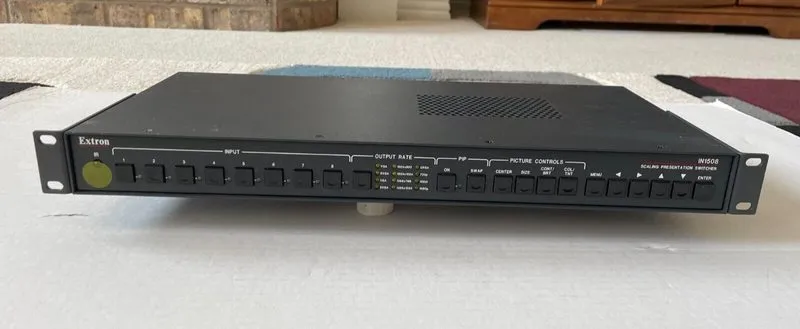 Видеокоммутатор Extron IN1508 rackmount Scaling Presentation AV Switcher
