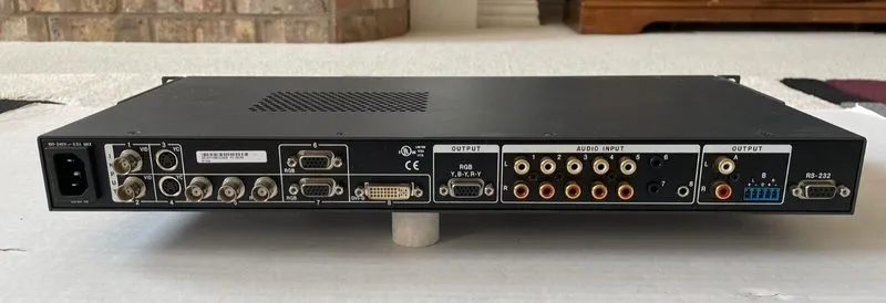 Видеокоммутатор Extron IN1508 rackmount Scaling Presentation AV Switcher — фото лота 4