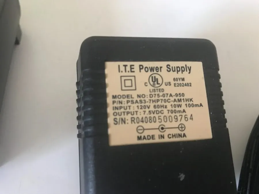 Коммутатор Linksys EtherFast 10/100 8-Port Workgroup Switch Model EZXS88W