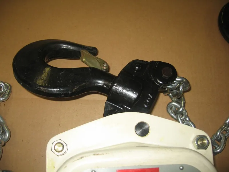 Таль JET TOOLS L-100-500-25 Manual Chain Hoist, 5 Ton, 25' Lift, Overload Protec — фото лота 2